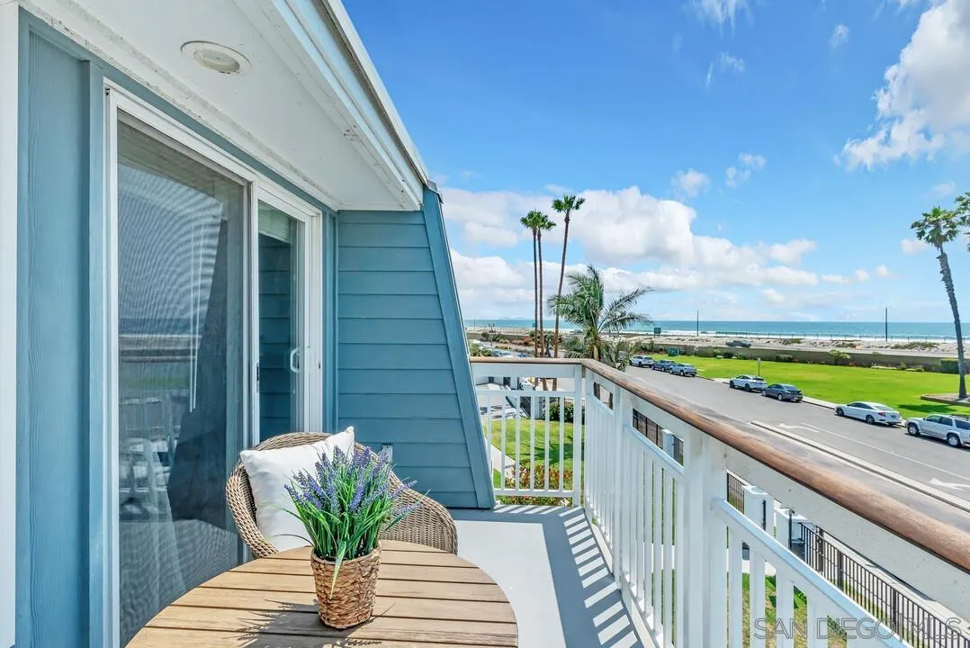 24 Montego Court Coronado, CA 92118 - Photo 43 of 71