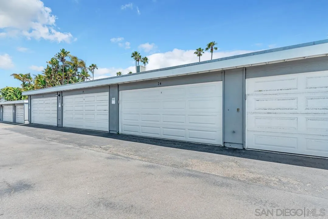 24 Montego Court Coronado, CA 92118 - Photo 49 of 71