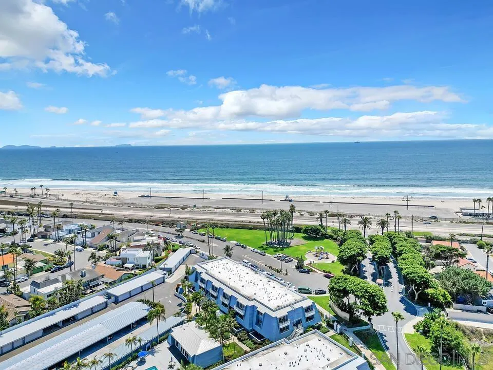 24 Montego Court Coronado, CA 92118 - Photo 61 of 71 a view of a city