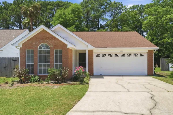 $330,000 | 1383 Sterling Point Drive, Gulf Breeze, FL 32563