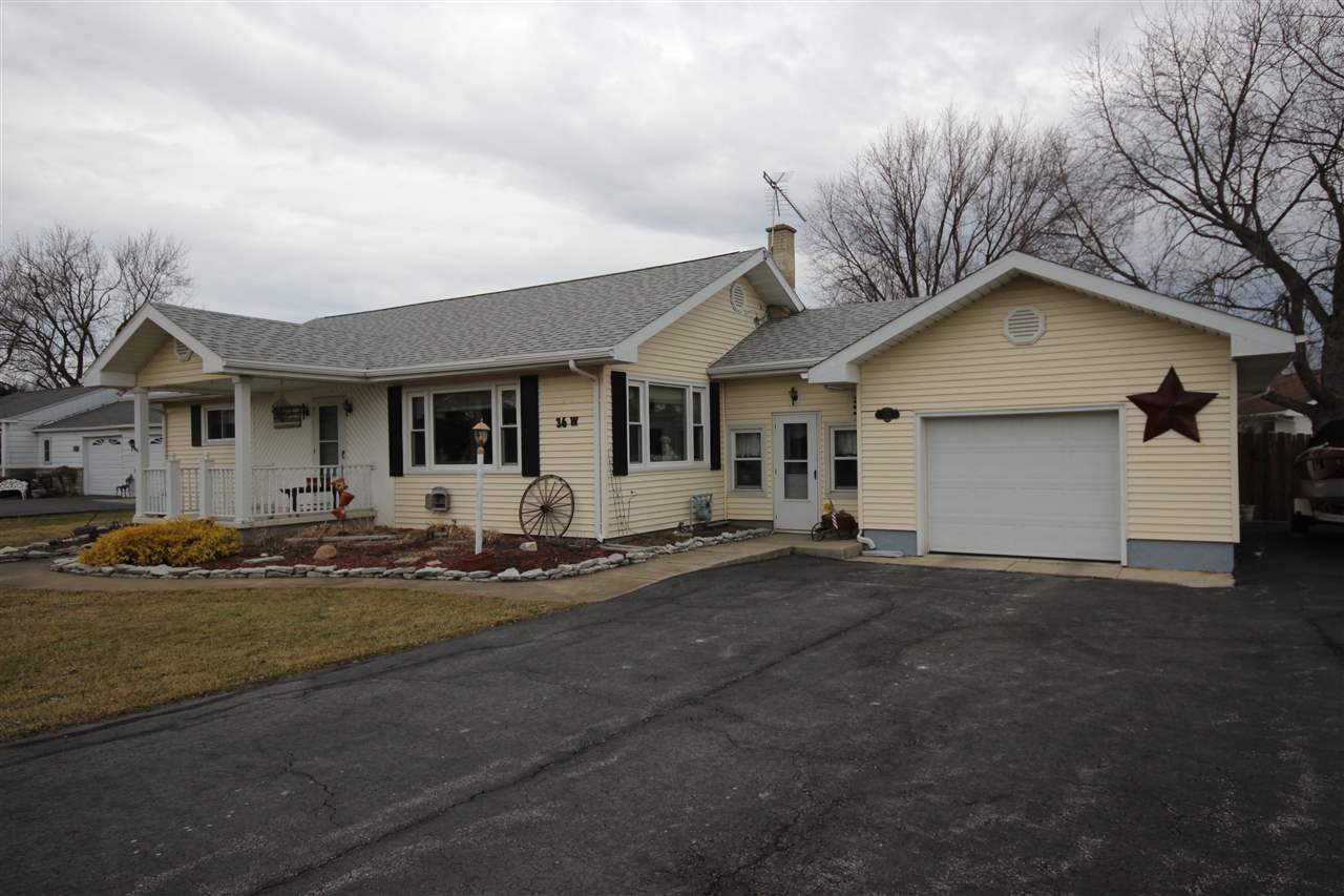 36 West Markle Road Huntington, IN 46750 - Photo 2 of 13 Gallery Image 2