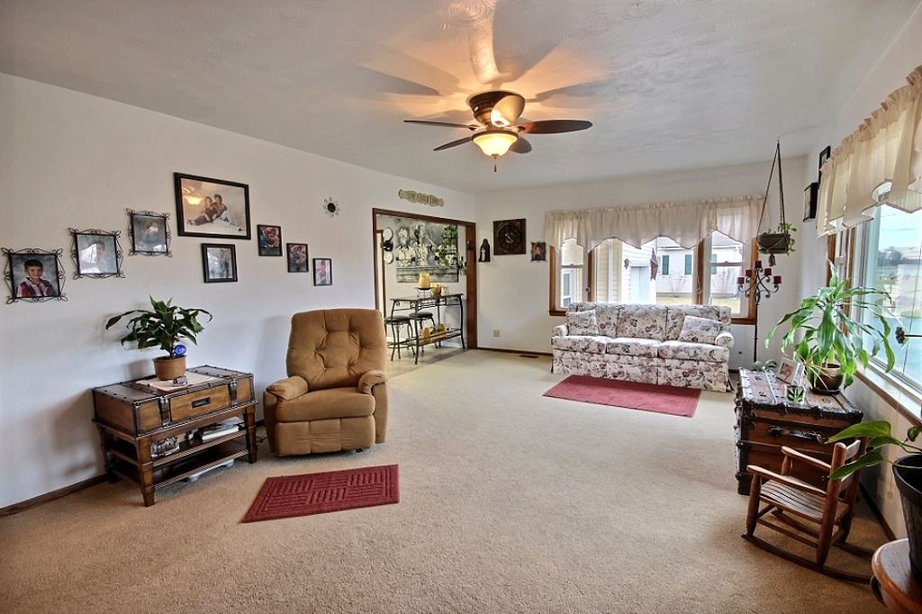 36 West Markle Road Huntington, IN 46750 - Photo 3 of 13 Gallery Image 3