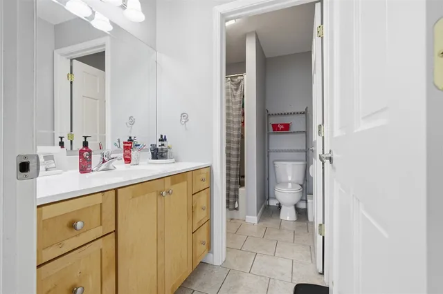 $420,000 | 9821 Gabriel Drive, Bloomington, IL 61705