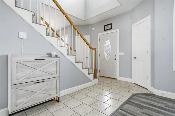 $399,900 | 9821 Gabriel Drive, Bloomington, IL 61705