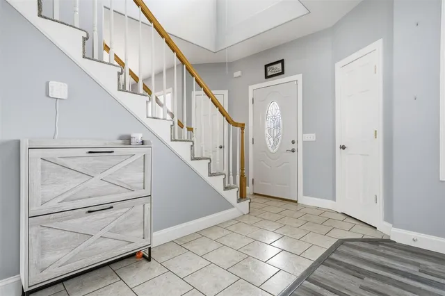 $420,000 | 9821 Gabriel Drive, Bloomington, IL 61705