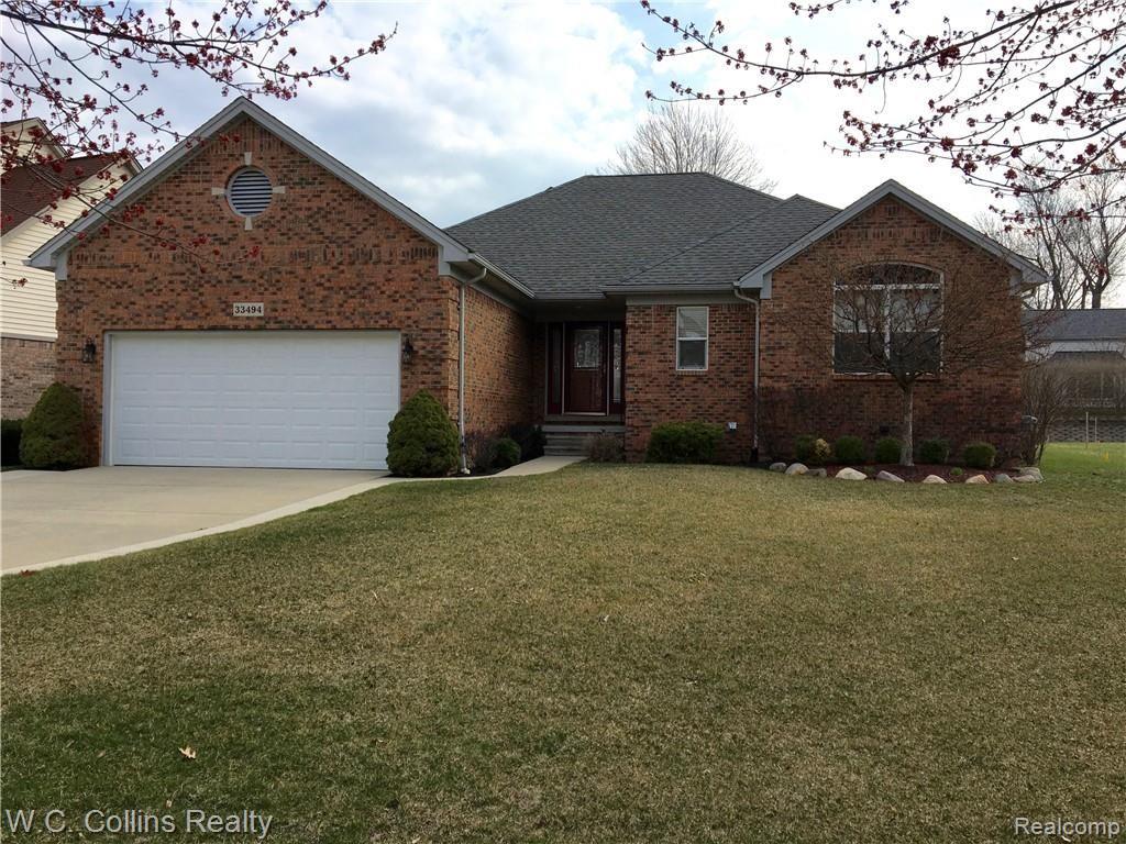 33494 Farmview Lane Fraser, MI 48026 - Photo 1 of 26