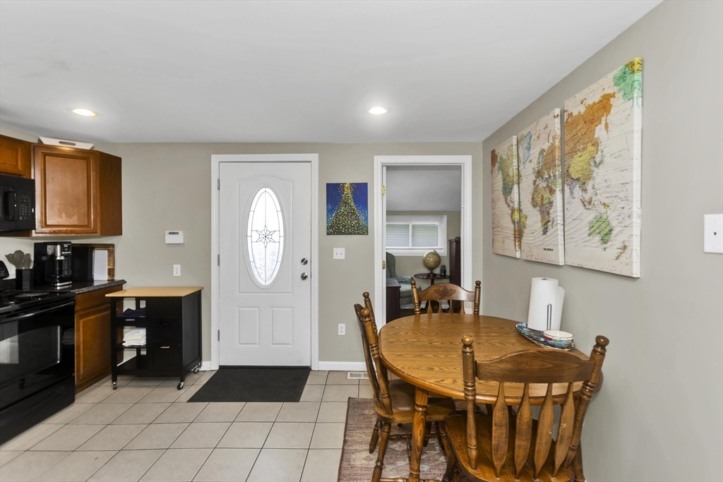 4 Jean Drive Springfield, MA 01104 - Photo 14 of 33