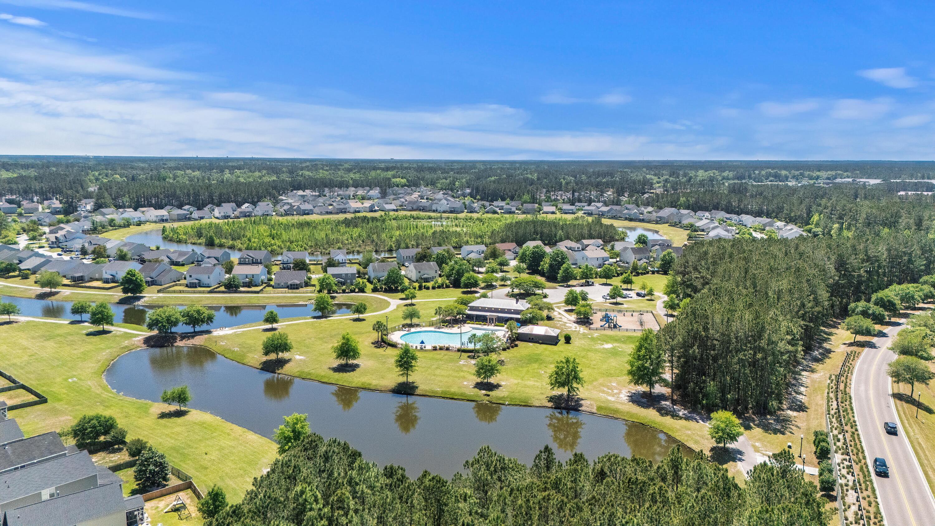 278 Decatur Drive Summerville, SC 29486 - Photo 20 of 23 DJI_20250416131553_0129_D