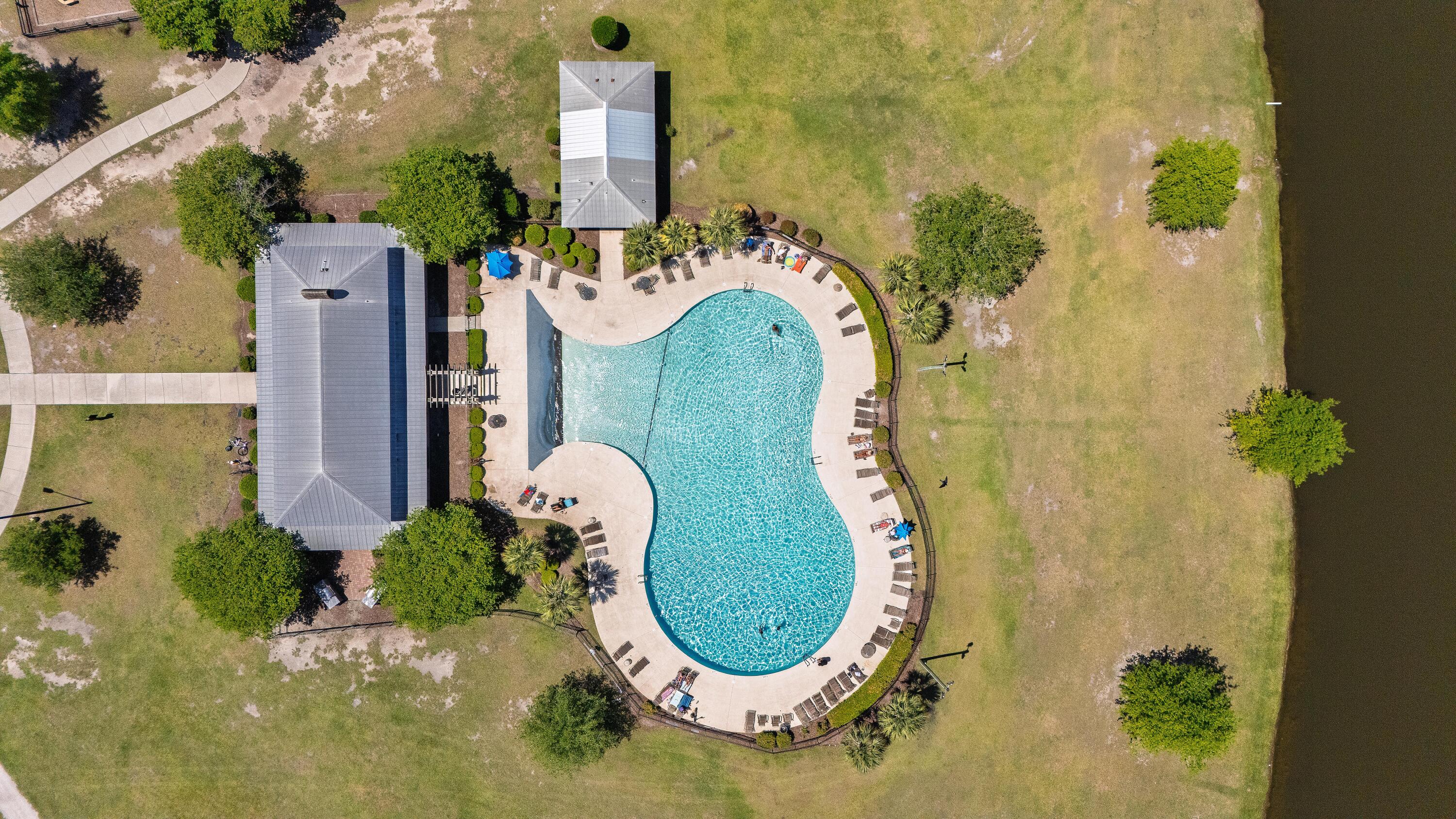 278 Decatur Drive Summerville, SC 29486 - Photo 23 of 23 DJI_20250416131848_0159_D