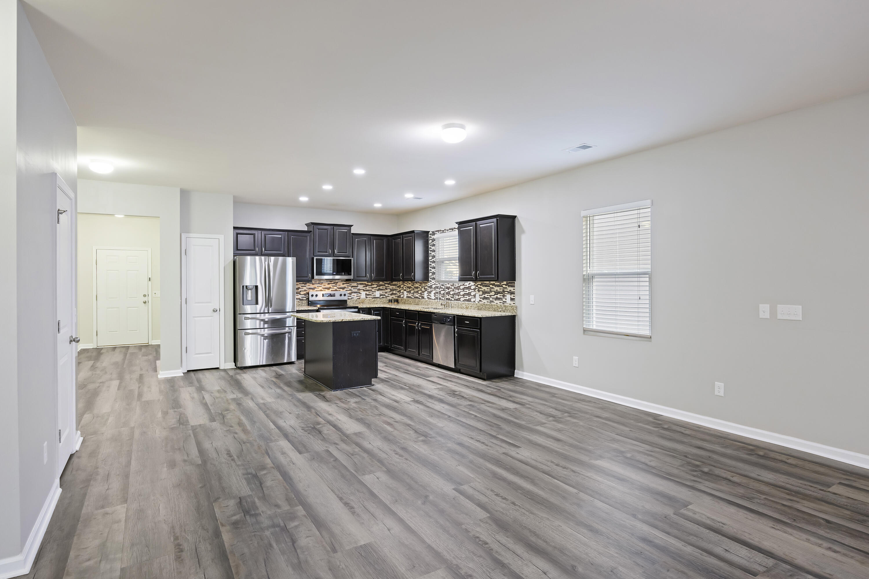 278 Decatur Drive Summerville, SC 29486 - Photo 7 of 23 243A9823