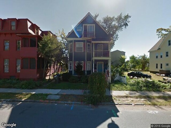 29 Cedar Street Springfield, MA 01105 - Photo 2 of 3