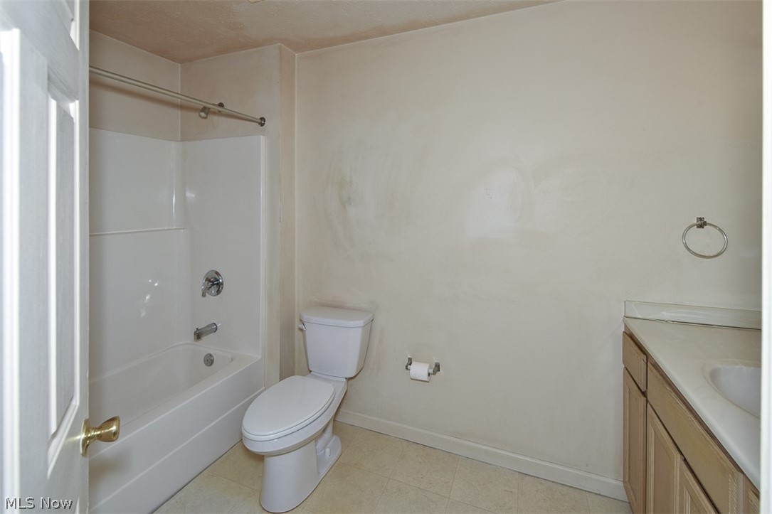 29828 Center Ridge Road, Unit 217 Westlake, OH 44145 - Photo 19 of 35 Gallery Image 19