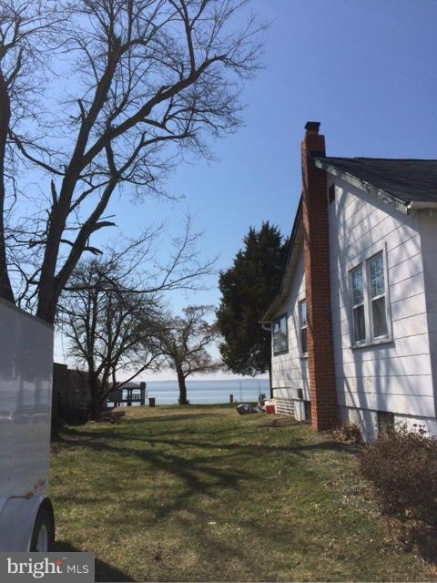 13499 South View Road Newburg, MD 20664 - Photo 3 of 5 Exterior Side Waterfront View