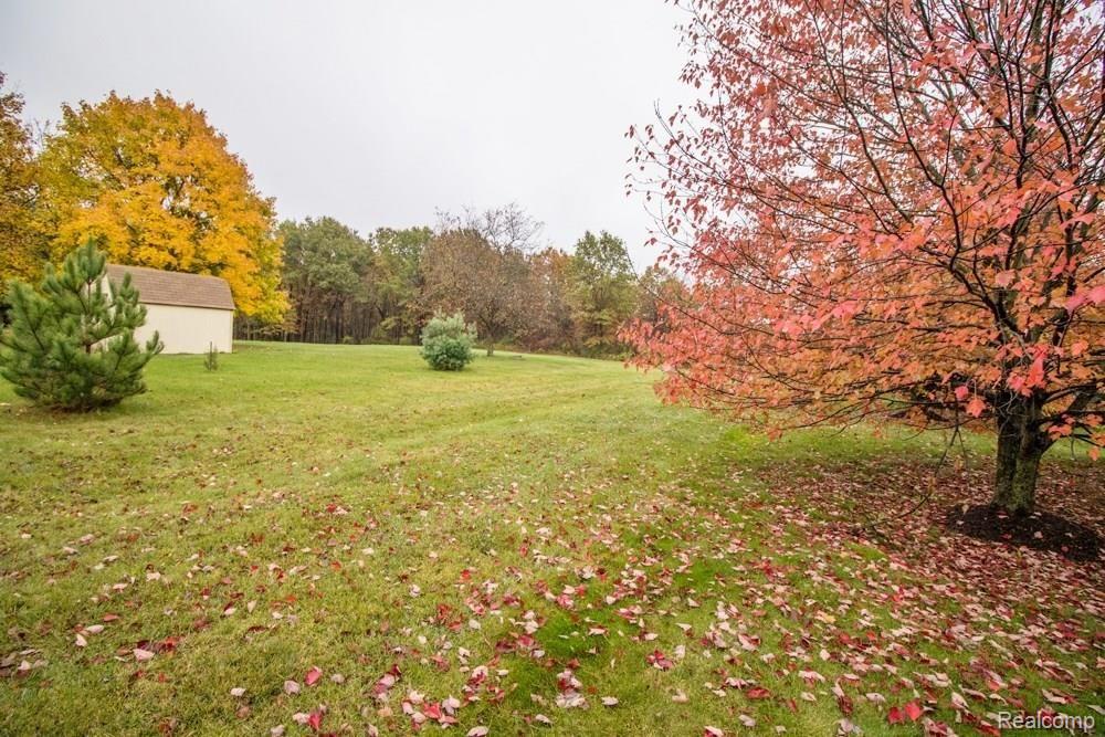 9466 Bergin Road Howell, MI 48843 - Photo 40 of 42 IMG_6381.jpg