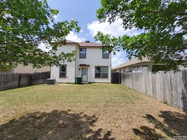 $2,200 | 7150 Palomino Bay, San Antonio, TX 78252