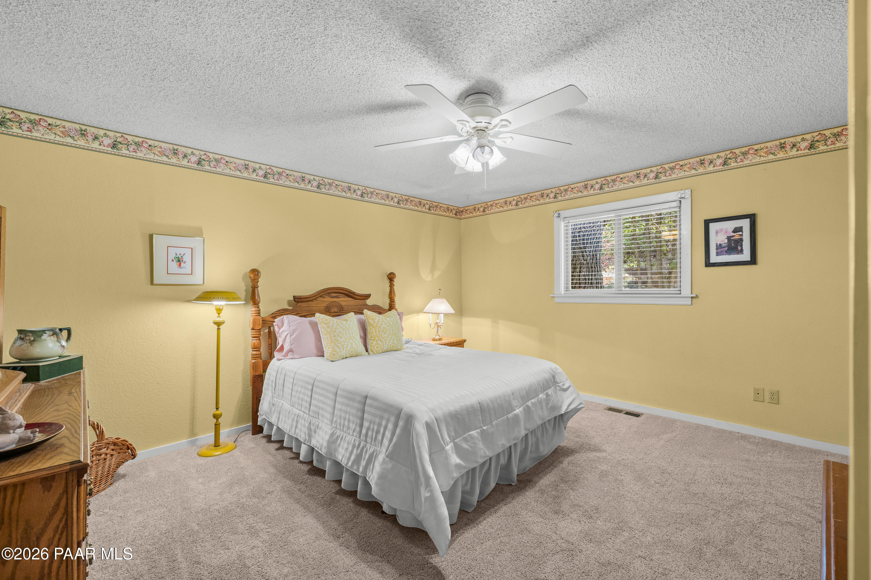 5801 Ridge Drive Flagstaff, AZ 86004 - Photo 21 of 60 Guest Bedroom