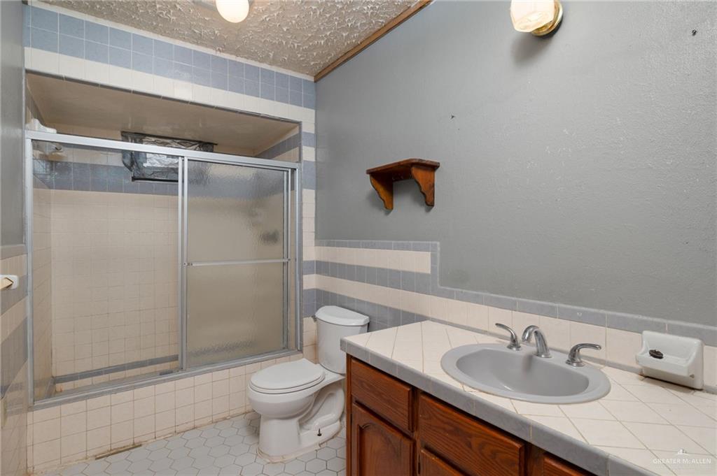 4012 South Raul Longoria Road Edinburg, TX 78542 - Photo 8 of 14 Gallery Image 8