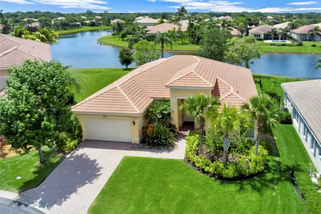$499,000 | 2365 Lake Ibis Lane Southwest, Vero Beach, FL 32962