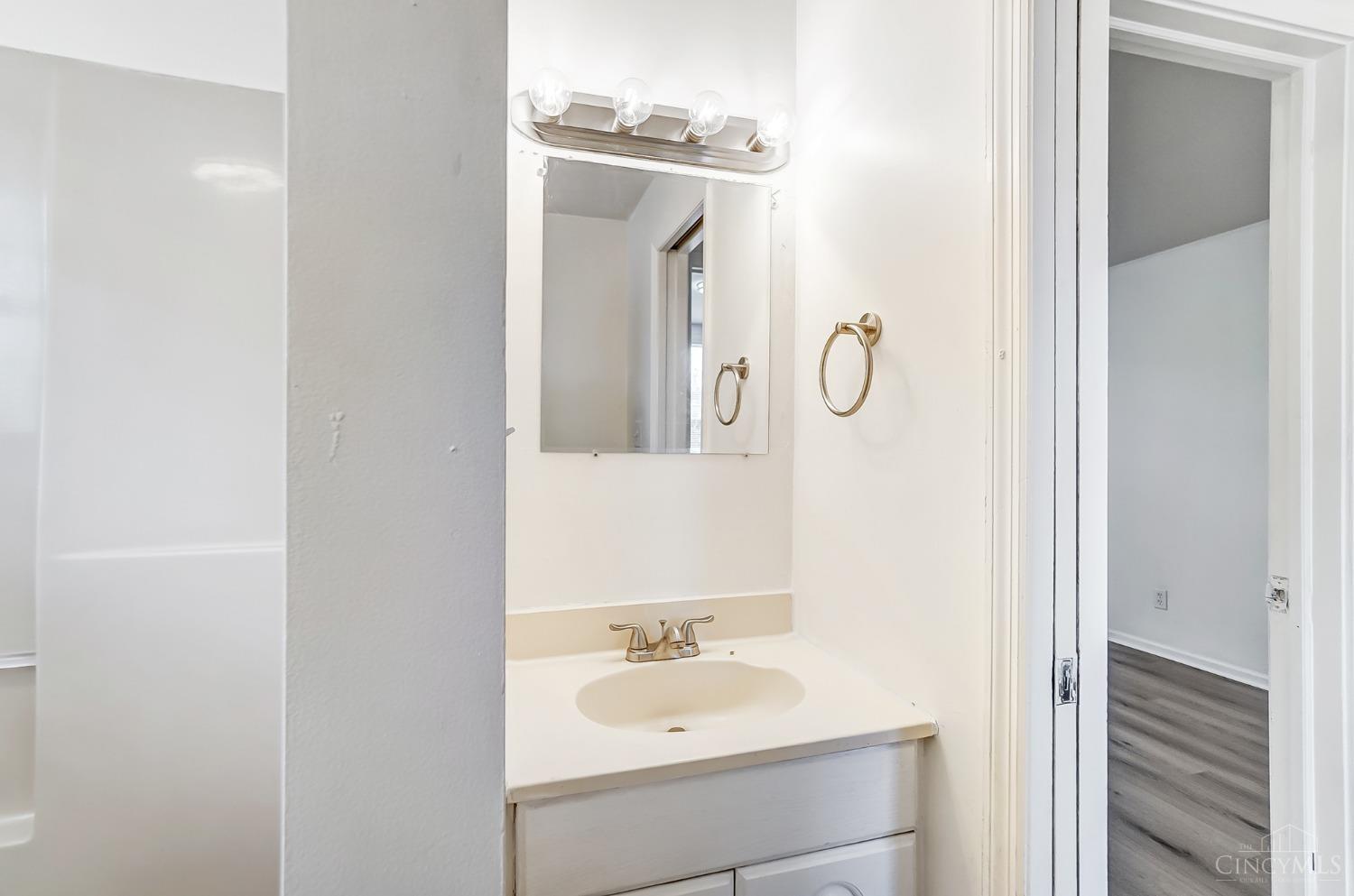 809 Wells Street Cincinnati, OH 45205 - Photo 25 of 39 Gallery Image 25