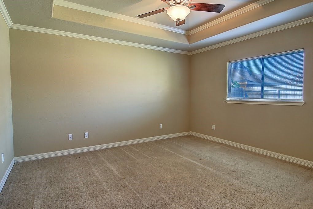 6824 Fox Tail Drive Corpus Christi, TX 78413 - Photo 18 of 40 an empty room with a window