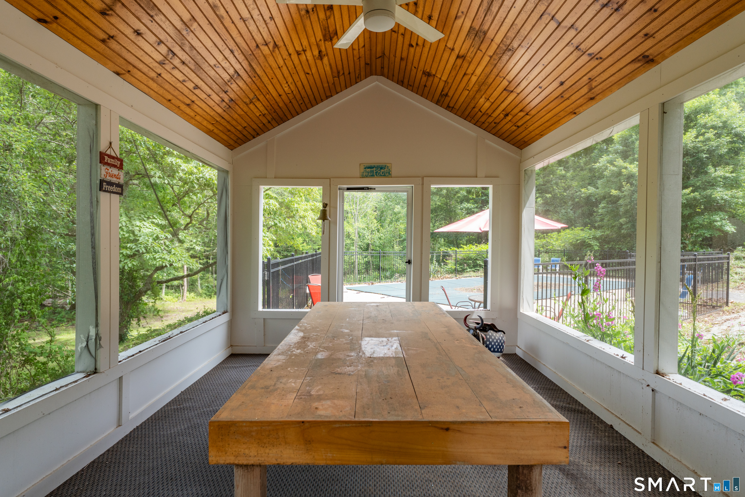 11 Autumn Lane Clinton, CT 06413 - Photo 4 of 35 Cabana