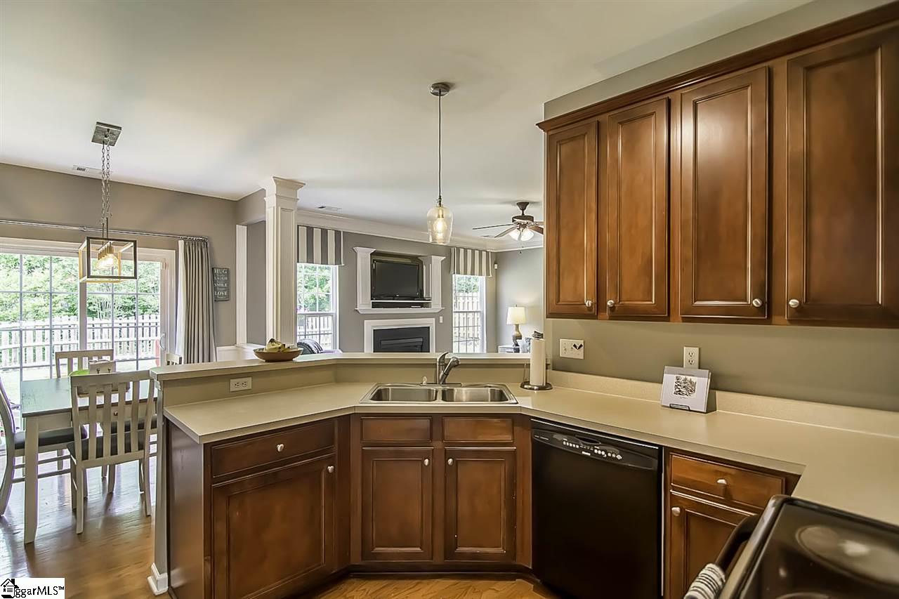 16 Knoll Ridge Drive Greer, SC 29650 - Photo 13 of 29 Gallery Image 13