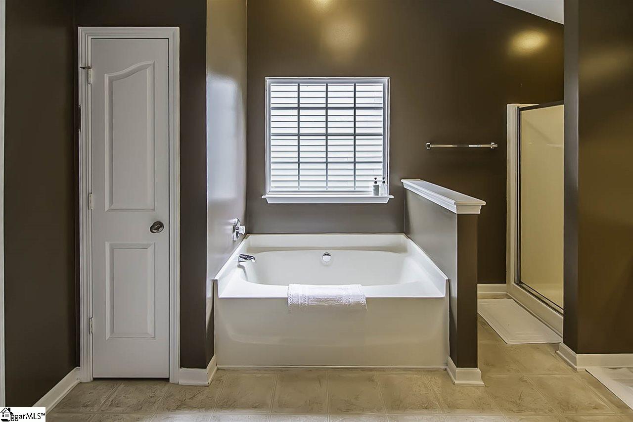 16 Knoll Ridge Drive Greer, SC 29650 - Photo 23 of 29 Gallery Image 23