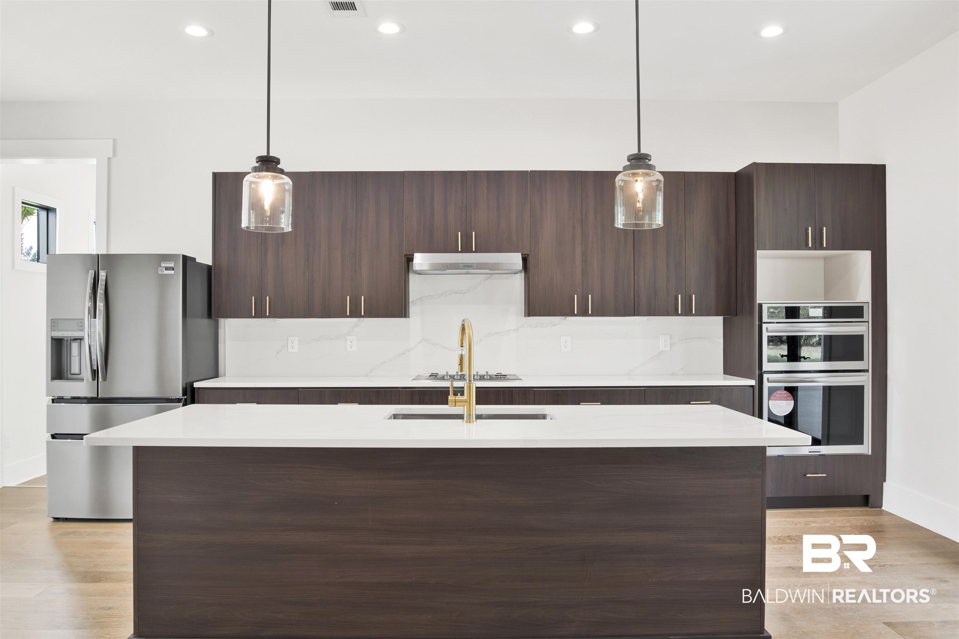 31545 River Road Orange Beach, AL 36561 - Photo 15 of 59 Kitchen