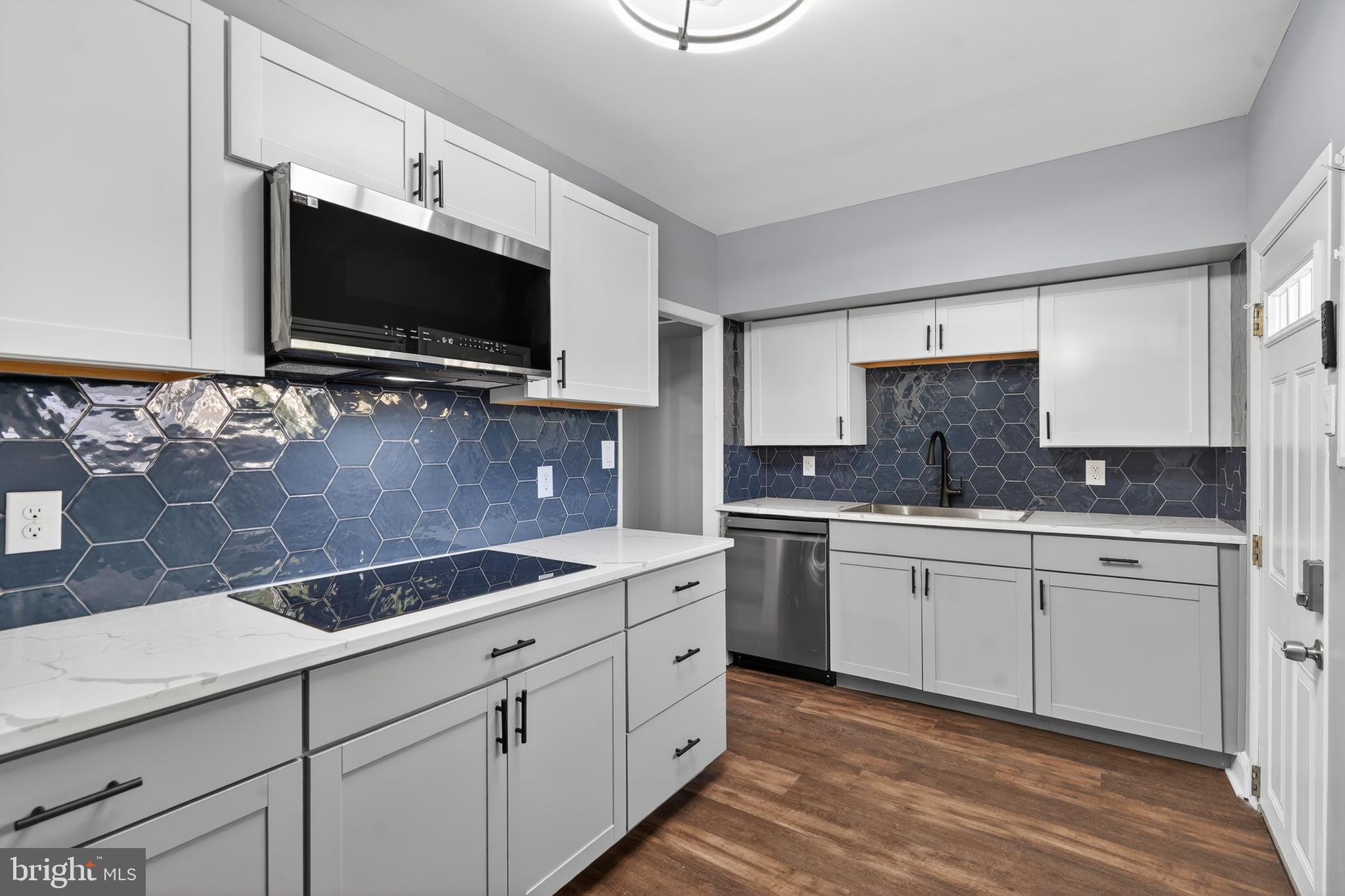 136 5th Avenue Pitman, NJ 08071 - Photo 4 of 31