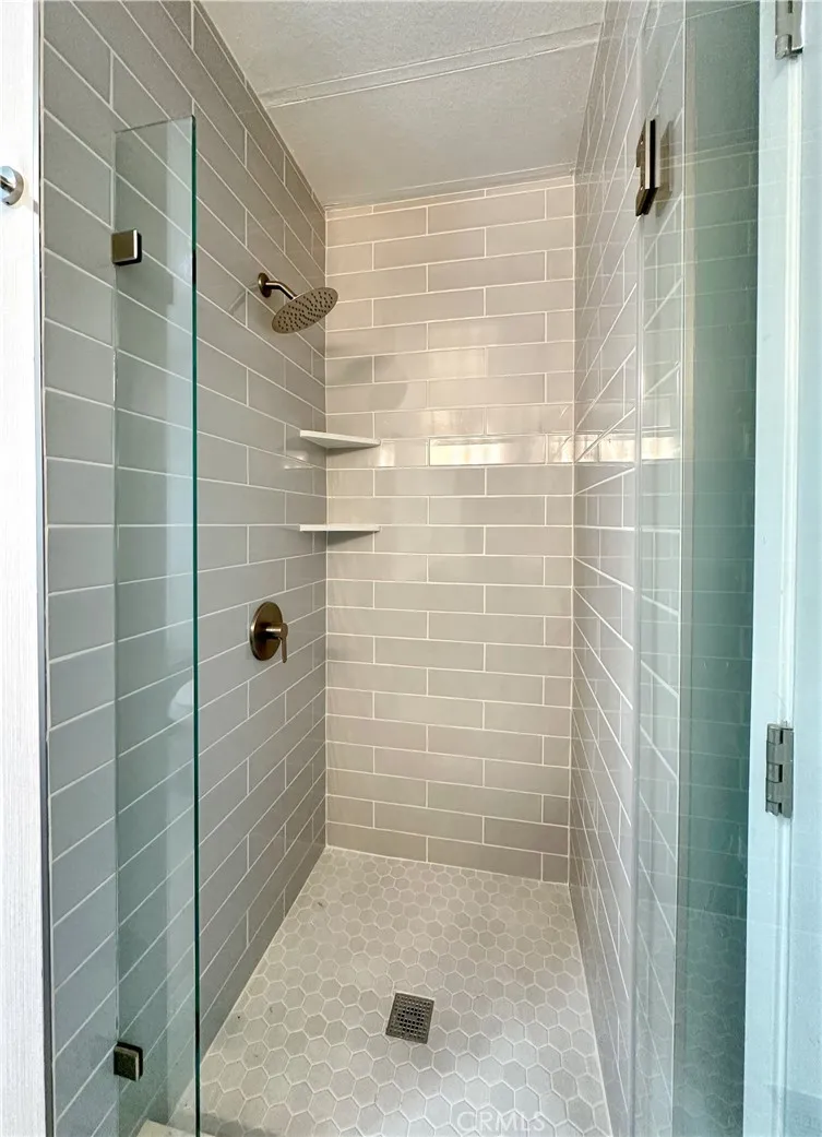 692 North Adele Street, Unit 101 Orange, CA 92867 - Photo 20 of 20 a bathroom with a shower