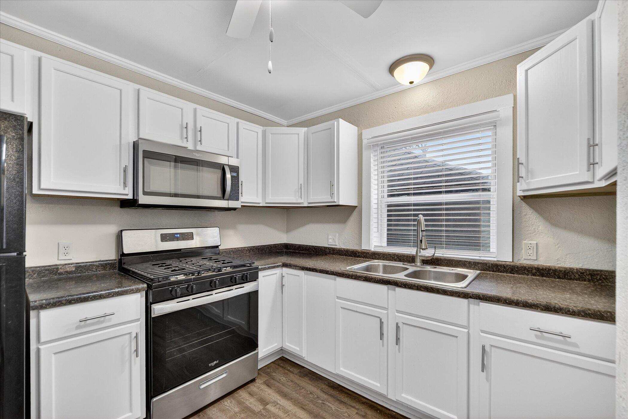 406 Garfield Street Jackson, MI 49203 - Photo 12 of 27 13-406-Garfield-St-Jackson-MI-49203-Wind