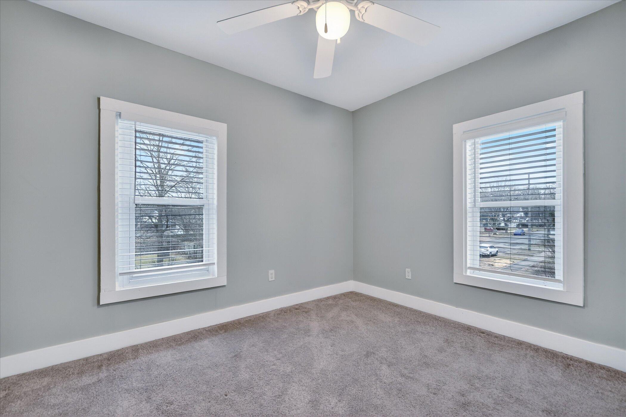 406 Garfield Street Jackson, MI 49203 - Photo 15 of 27 16-406-Garfield-St-Jackson-MI-49203-Wind