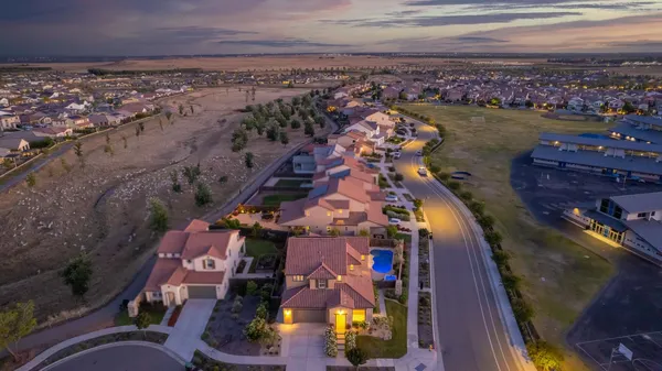 $775,000 | 912 Vineyard Court, Madera, CA 93636