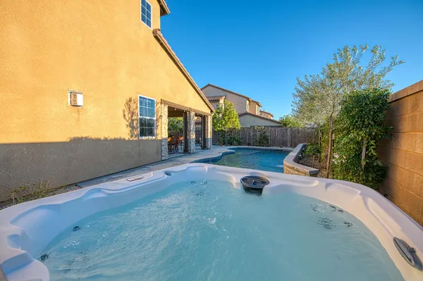 $775,000 | 912 Vineyard Court, Madera, CA 93636
