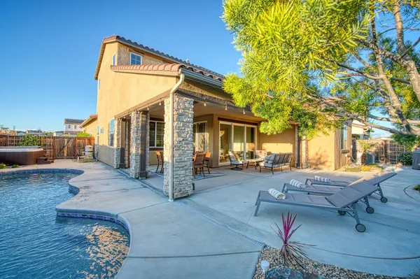$775,000 | 912 Vineyard Court, Madera, CA 93636