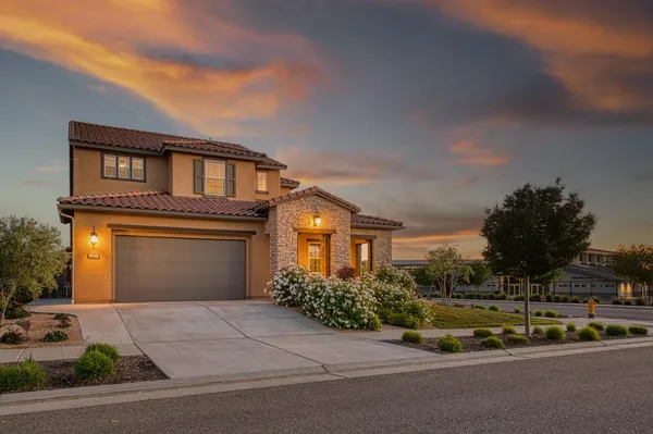 $775,000 | 912 Vineyard Court, Madera, CA 93636