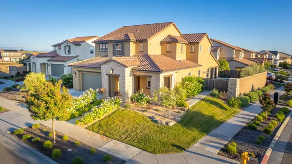 $775,000 | 912 Vineyard Court, Madera, CA 93636