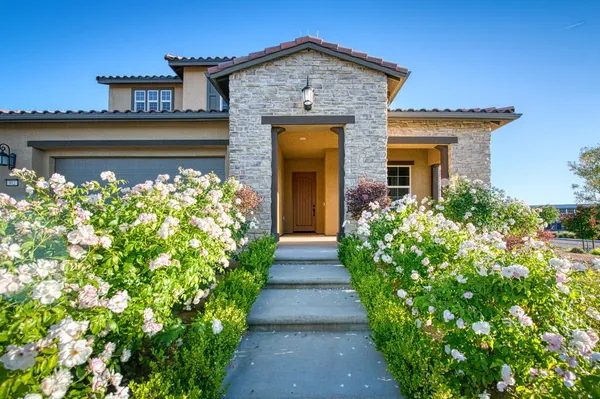 $775,000 | 912 Vineyard Court, Madera, CA 93636