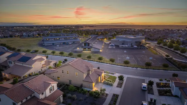 $775,000 | 912 Vineyard Court, Madera, CA 93636