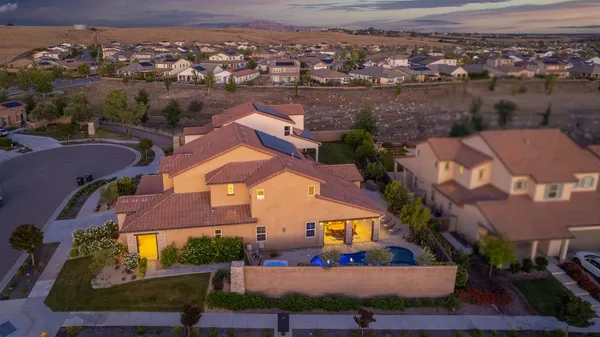 $775,000 | 912 Vineyard Court, Madera, CA 93636