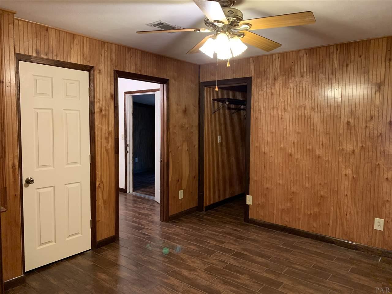 9182 Pleasant Home Road Holt, FL 32564 - Photo 11 of 20 Gallery Image 11