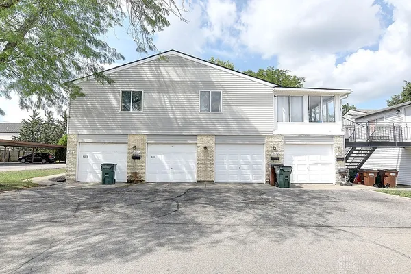 $1,375 | 306 Chadwick Place, Fairborn, OH 45324