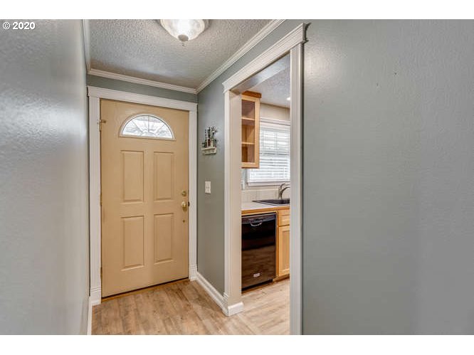 16983 Southeast Royer Road Damascus, OR 97089 - Photo 3 of 25