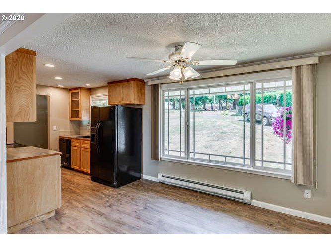 16983 Southeast Royer Road Damascus, OR 97089 - Photo 4 of 25