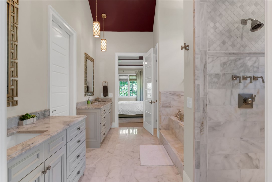 206 Jocassee Point Road Salem, SC 29676 - Photo 5 of 49