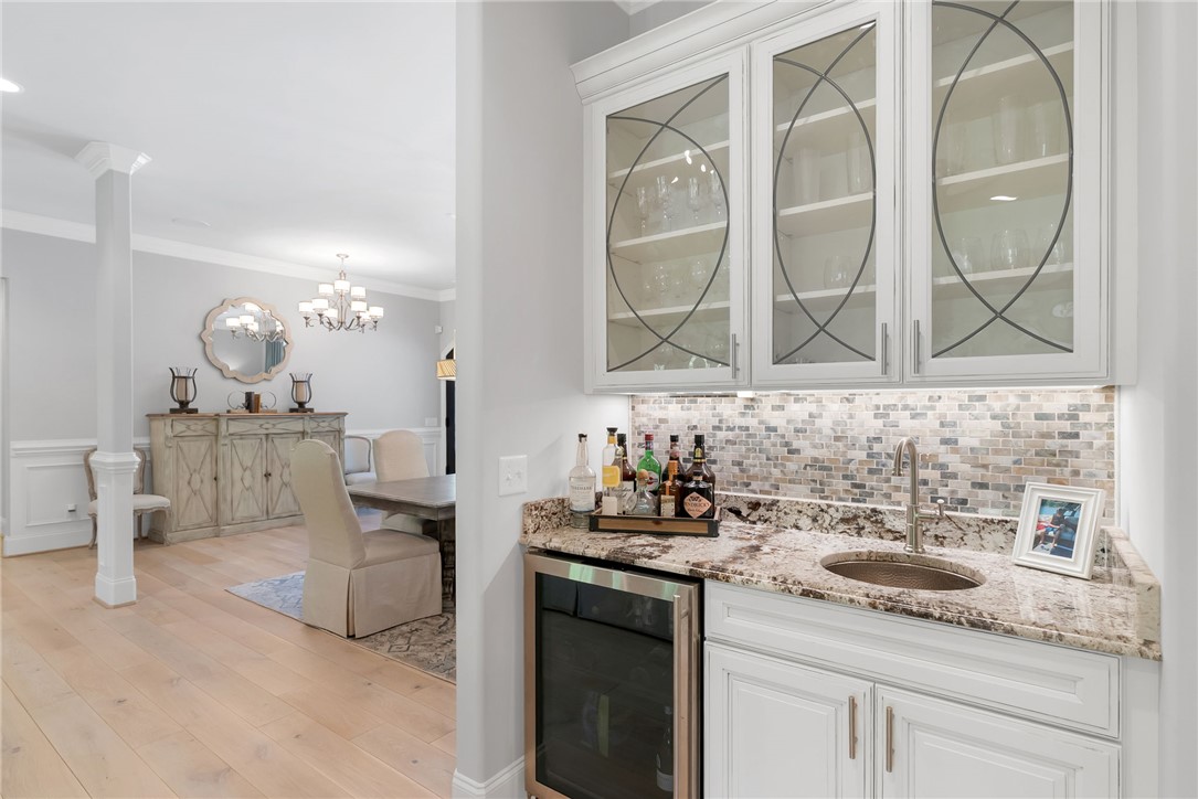 206 Jocassee Point Road Salem, SC 29676 - Photo 10 of 49