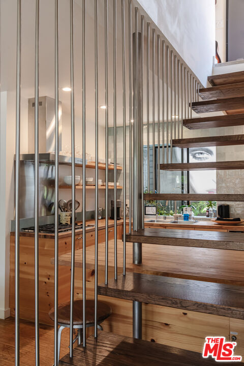 1001 Main Street Venice, CA 90291 - Photo 11 of 65