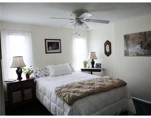 211 Main Street Cumberland, ME 04021 - Photo 7 of 10 Master Bedroom.