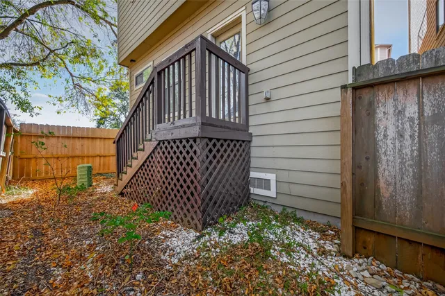 $3,500 | 2063 West 14th 1/2 Street, Houston, TX 77008