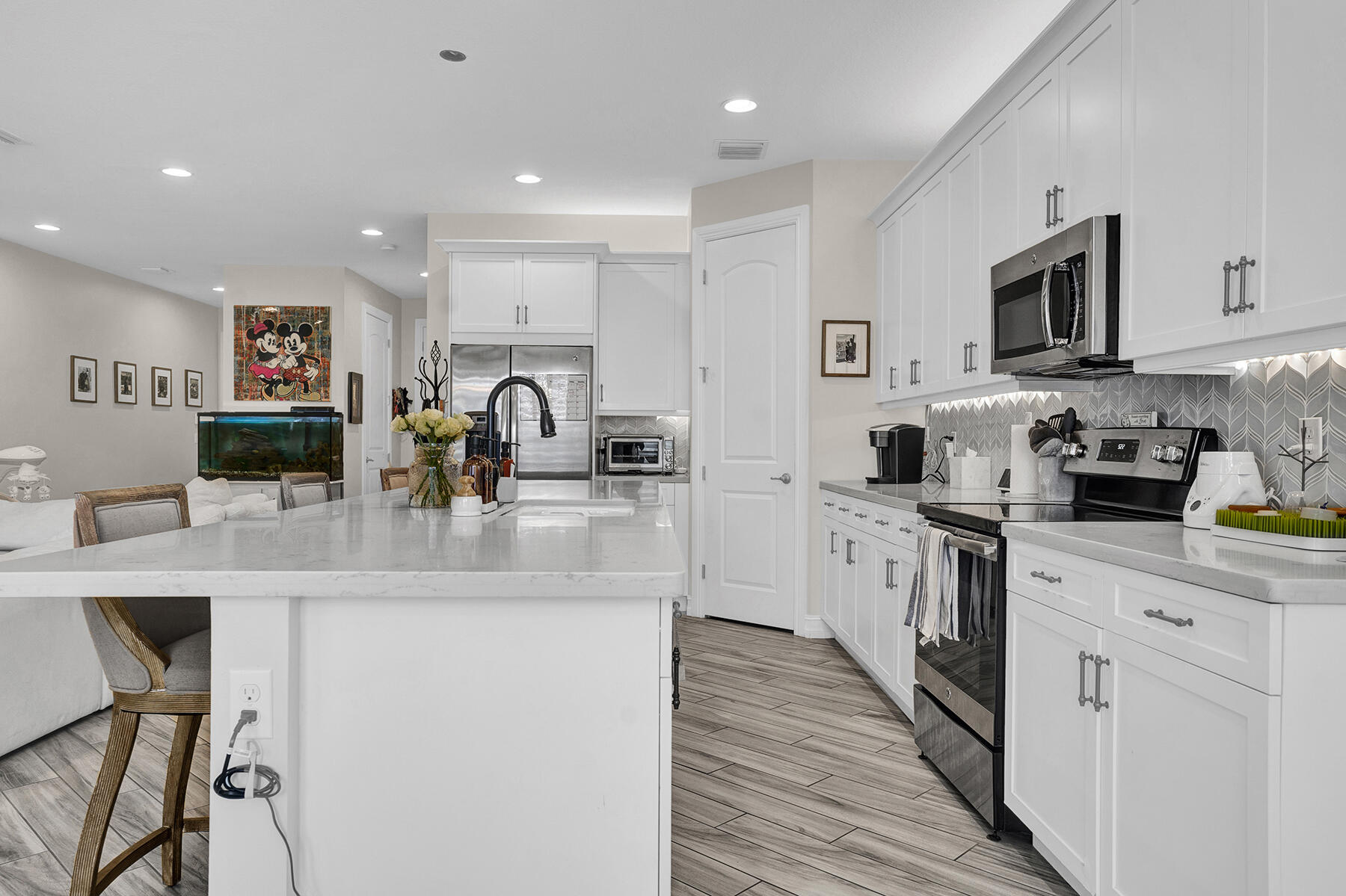 100 Northwest 69th Circle, Unit 22 Boca Raton, FL 33487 - Photo 4 of 29 Open Kitchen